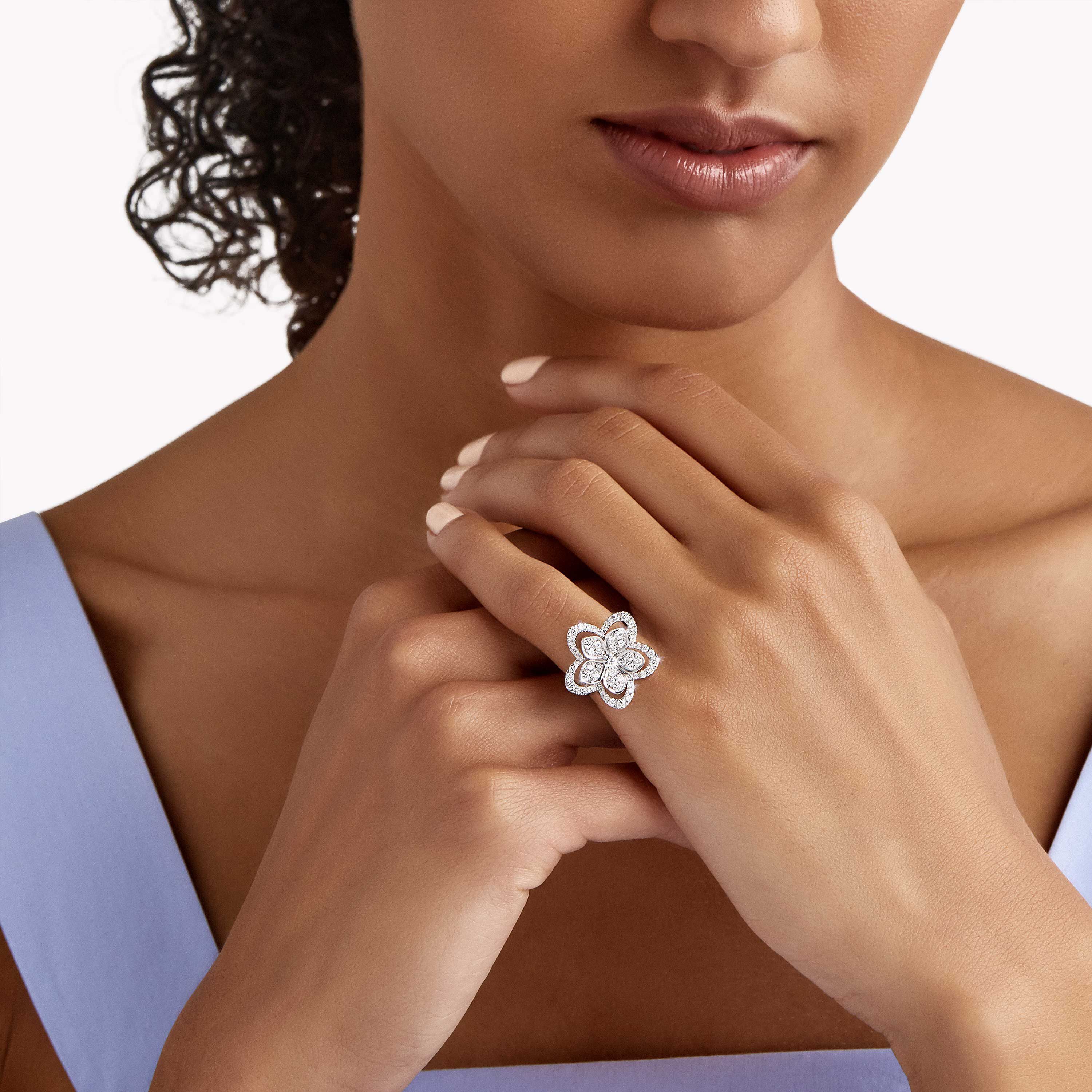 Wild Flower large diamond ring Diamond Graff